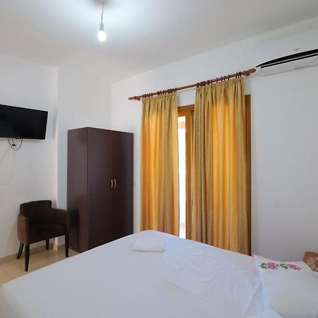 Arijons Apartments Sarandë Eksteriør billede