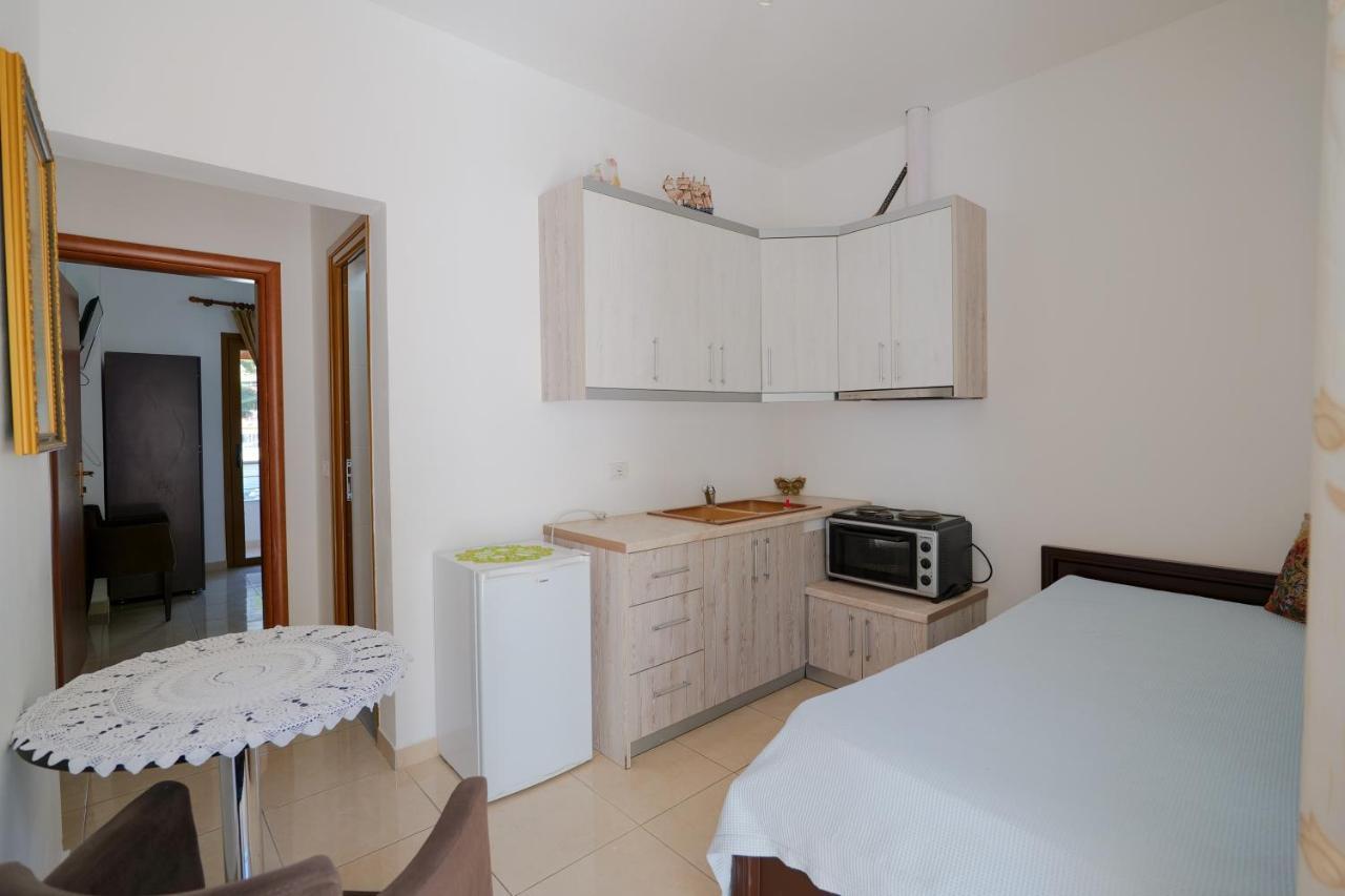 Arijons Apartments Sarandë Eksteriør billede